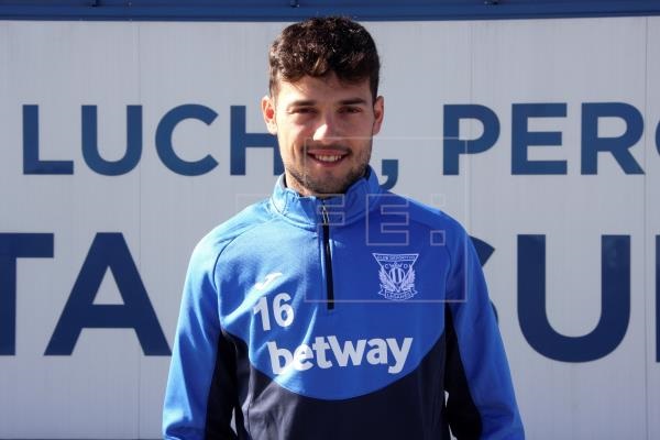 Arnáiz con el chándal del Leganés